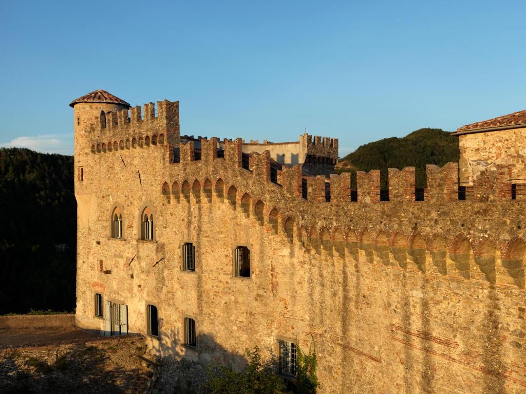 Castello Malaspina Di Fosdinovo Hotel Ngoại thất bức ảnh