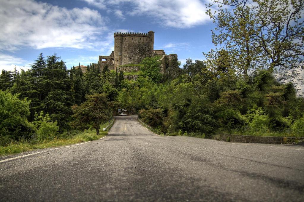 Castello Malaspina Di Fosdinovo Hotel Ngoại thất bức ảnh